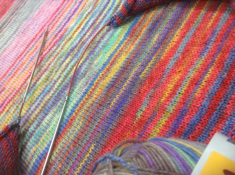 5.  My knitted blanket has grow to 27"/70cm.